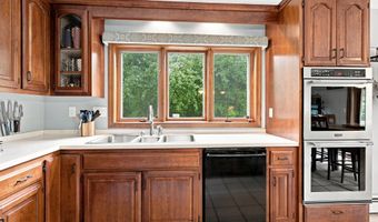 37 Valerie Dr, Bolton, CT 06043