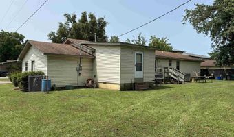 906 W Louisiana St, Beebe, AR 72012