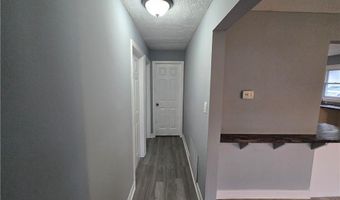 491 W Cross St, Austin, IN 47102