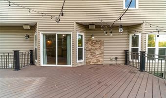 570 Castle Ridge Dr, Ballwin, MO 63021