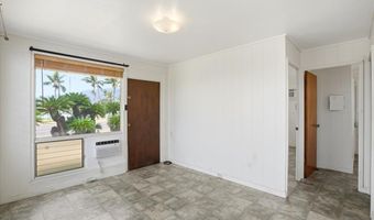 320 W Lanai St, Kahului, HI 96732