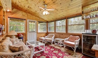 141 EMBILL Dr, Blakeslee, PA 18610
