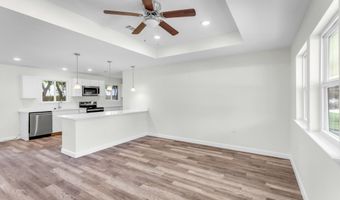 2223 Popps Ferry Rd, Biloxi, MS 39532