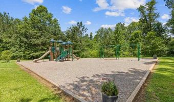 8775 Mica Crk, Ball Ground, GA 30107