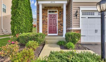 42174 WINNING GLORY Dr, Aldie, VA 20105