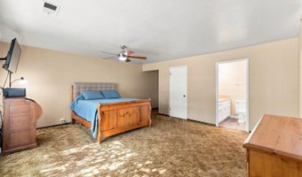 10840 Cedar St, Armona, CA 93202