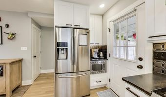 1225 EMERSON St NE, Washington, DC 20017
