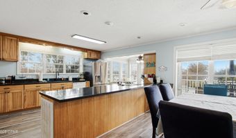 2540 Montyna Ln, Alford, FL 32420