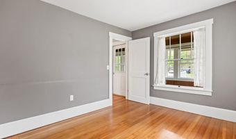 7 John St, Belfast, ME 04915