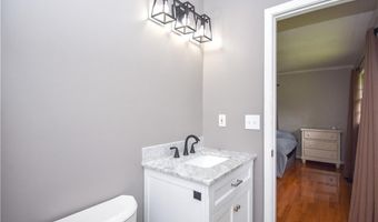 1458 CLUBVIEW Dr, Alexander City, AL 35010