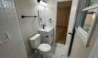 220 River Forest Dr, Boiling Springs, SC 29316