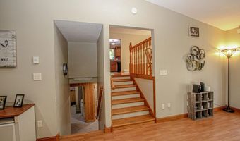 1712 Cranberry Ln NE, Alexandria, MN 56308