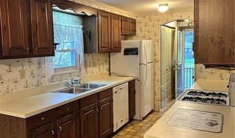 12 Frair Tuck Lane Ln, Coventry, RI 02816