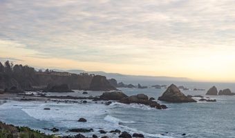 1241 LIGHTHOUSE Ln, Brookings, OR 97415