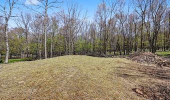 90 Oneida Trl, Albrightsville, PA 18210