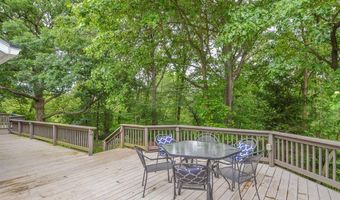 1221 Bridge Park Dr, Alton, IL 62002