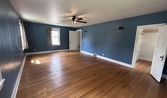 1207 8th St, Aurora, NE 68818