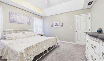 35 W Estate St, Anderson, IN 46013
