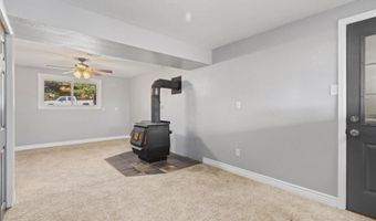 521 MONTCLAIR Dr, Cheyenne, WY 82009