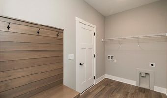 529 Meadows Ct, Polk City, IA 50226