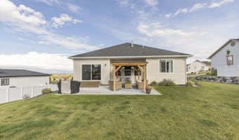 6482 Crown Cres, Ammon, ID 83406