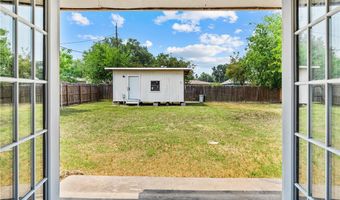 1208 W 2nd St, Alice, TX 78332