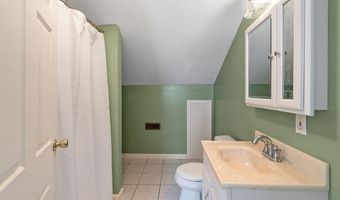 35 Chandler Dr, Atkinson, NH 03811