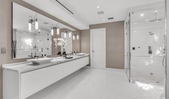 124 Park Dr, Bal Harbour, FL 33154