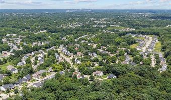 403 Arbor Glen Dr, Ballwin, MO 63021