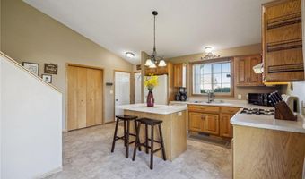 723 Ochotto Lake Dr, Avon, MN 56310