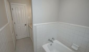 9525 Redwood Dr, Baton Rouge, LA 70814