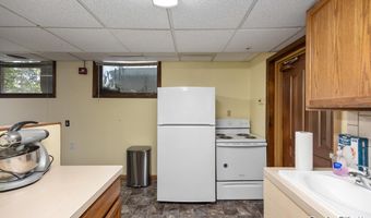 8546 Whitneyville Ave SE, Alto, MI 49302