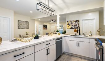 3058 Uaawa Pl, Honolulu, HI 96819