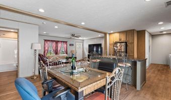 958 Pecan Cir, Barefoot Bay, FL 32976