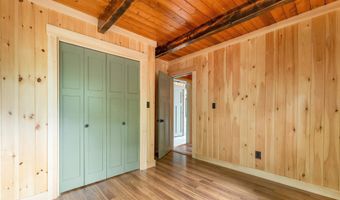 230 Big Barndoor Is, Alton, NH 03810