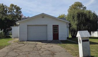 306 S 8TH Ave, Albany, IL 61230