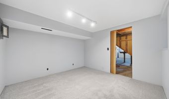 1513 N 16th St, Beatrice, NE 68310