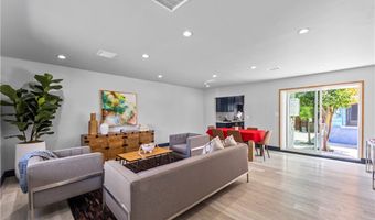 17660 Martha St, Encino, CA 91316