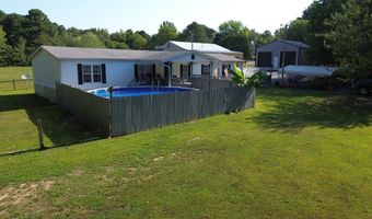 40 Lynn Ln, Big Sandy, TN 38221