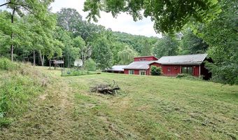 227 Beechie Fork Rd, Alum Creek, WV 25003