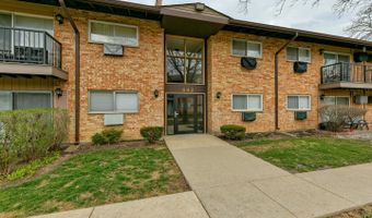 842 E Old Willow Rd 102, Prospect Heights, IL 60070