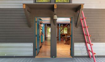 18 Spring Rd, Albany, NH 03818