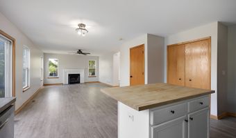 461 Winding Canyon Way, Algonquin, IL 60102