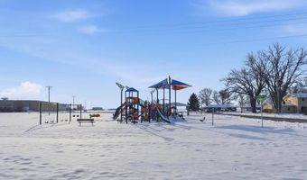 211 Commercial St, Arlington, WI 53911