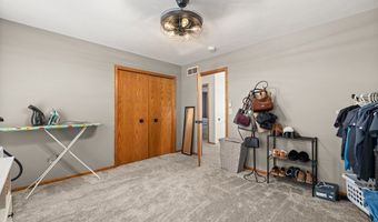 895 Williamsburg Ct, Ashland, OH 44805