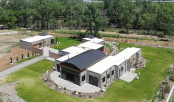 557 Wyatt Ln, Gardnerville, NV 89460