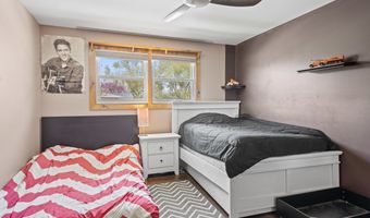 1005 E Orchard St, Arlington Heights, IL 60005