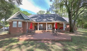 330 River Oaks Dr, Bainbridge, GA 39817