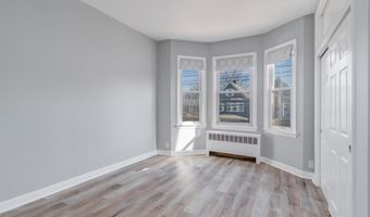 86 W 27TH St 4, Bayonne, NJ 07002