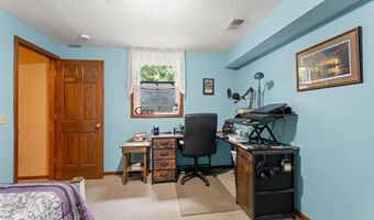 2014 Jonathan St, Kendallville, IN 46755
